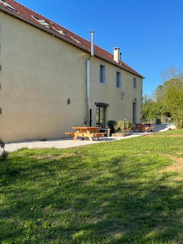 Savoisy Apartment | L'annexe