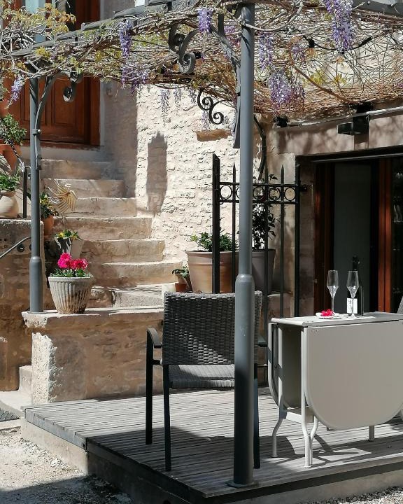 Savigny-les-Beaune Bed & Breakfast | L'antre ami