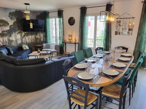 Percy-en-Normandie Apartment | L'Antre des Généraux