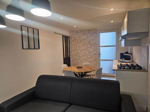 Saint-Germain-du-Corbeis Apartment | L appartement du Clos Loret - Alençon
