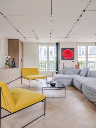 Madeleine Apartment | L'appartement Mondrian