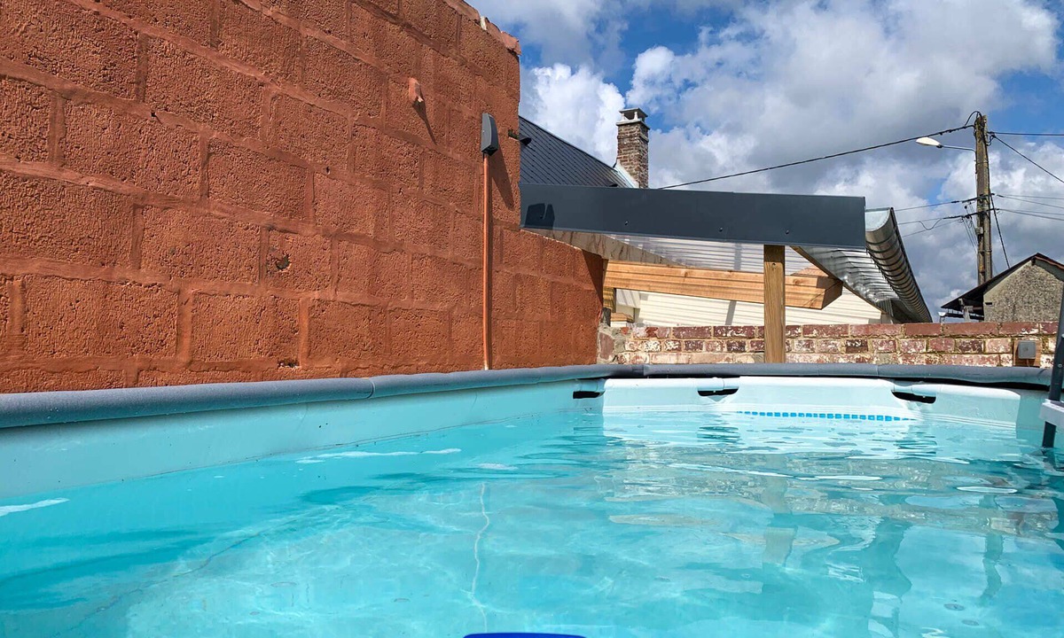 Arrest House | L'Arrestoise : swimming pool, terraces, land 1000m2