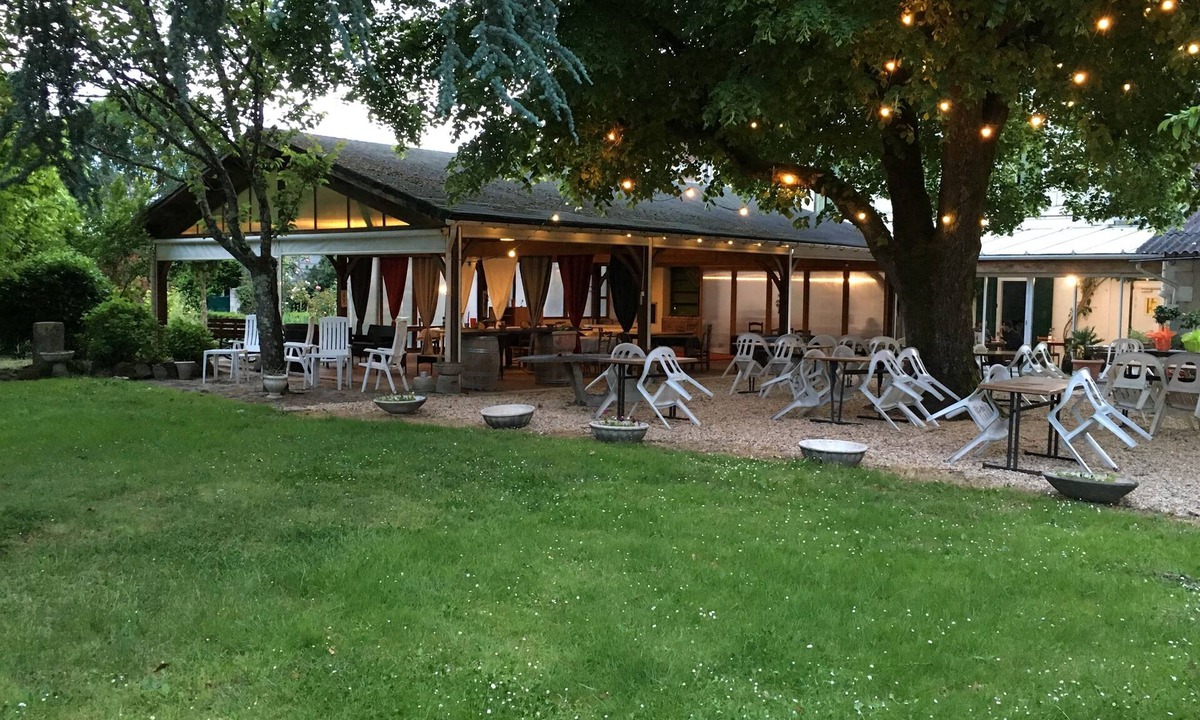 Saint-Aigulin Hotel | L'Art Dit Vin