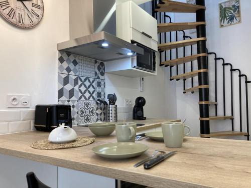 Moissac Apartment | L'ATELIER - à coté abbatiale - clim reversible - Ideal couples