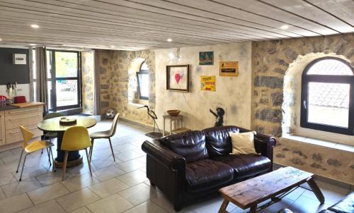 Albon-d'Ardeche Apartment | l'Atelier du L