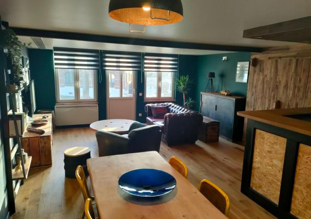 Saint-Laurent-Blangy Apartment | L'Atelier