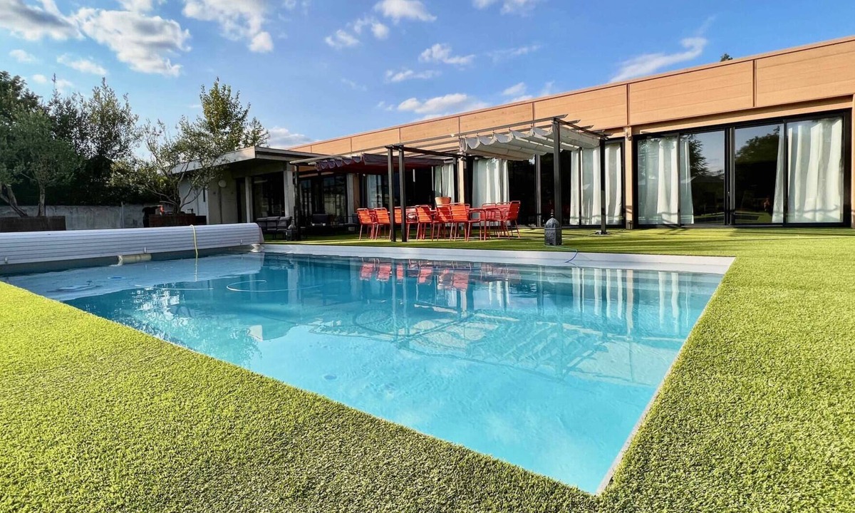 Montauban Villa | L'atelier Insolite - Heated Pool