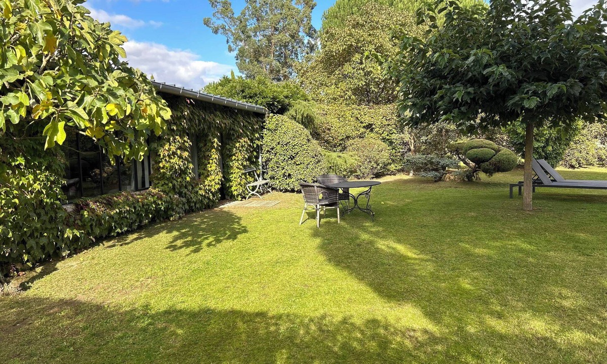 Lorris Cottage | L'Atelier, nature on the horizon