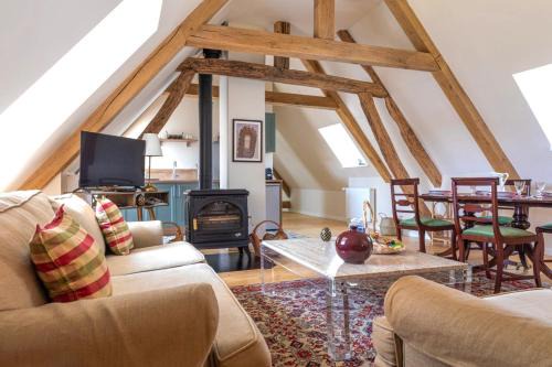 Tremblay-les-Villages Apartment | L'Atypique ~ Arrivée Autonome