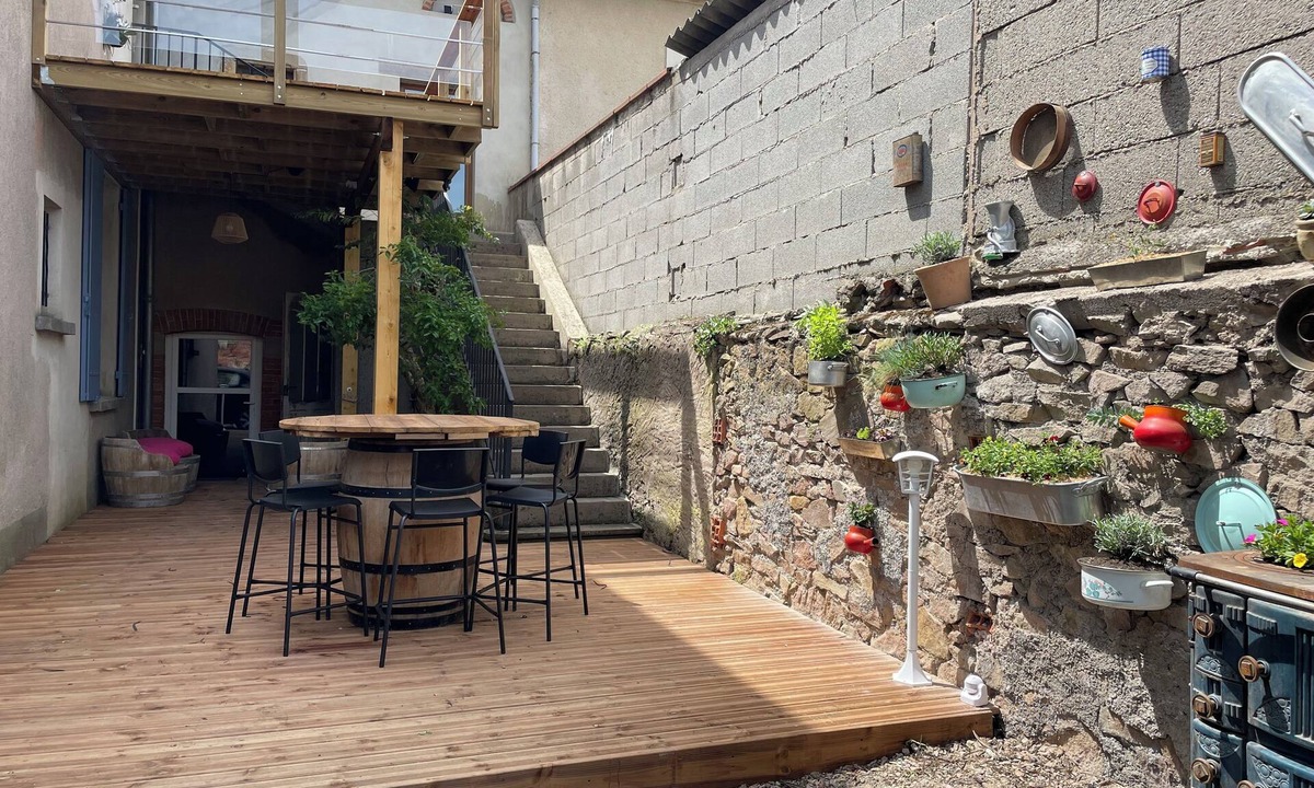 Carmaux Apartment | L'atypique Purecolor T3+terrasse