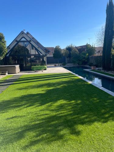 Saint-Gervais-la-Foret House | L’Aubépine