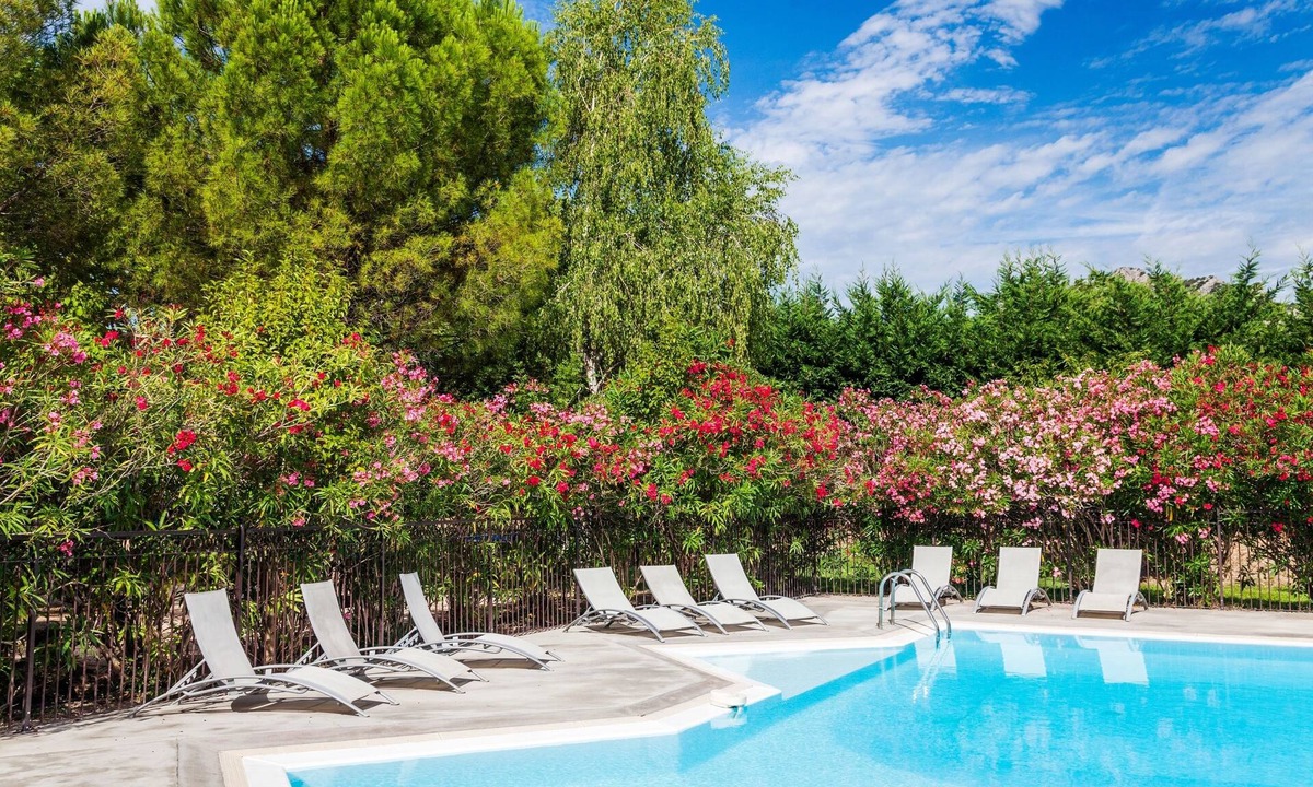 Saint-Hippolyte-du-Fort Hotel | L'Auberge Cigaloise