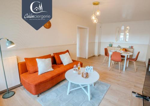 Quartier Branville Apartment | L'Auguste - Cosy - Parking - By La Caenciergerie