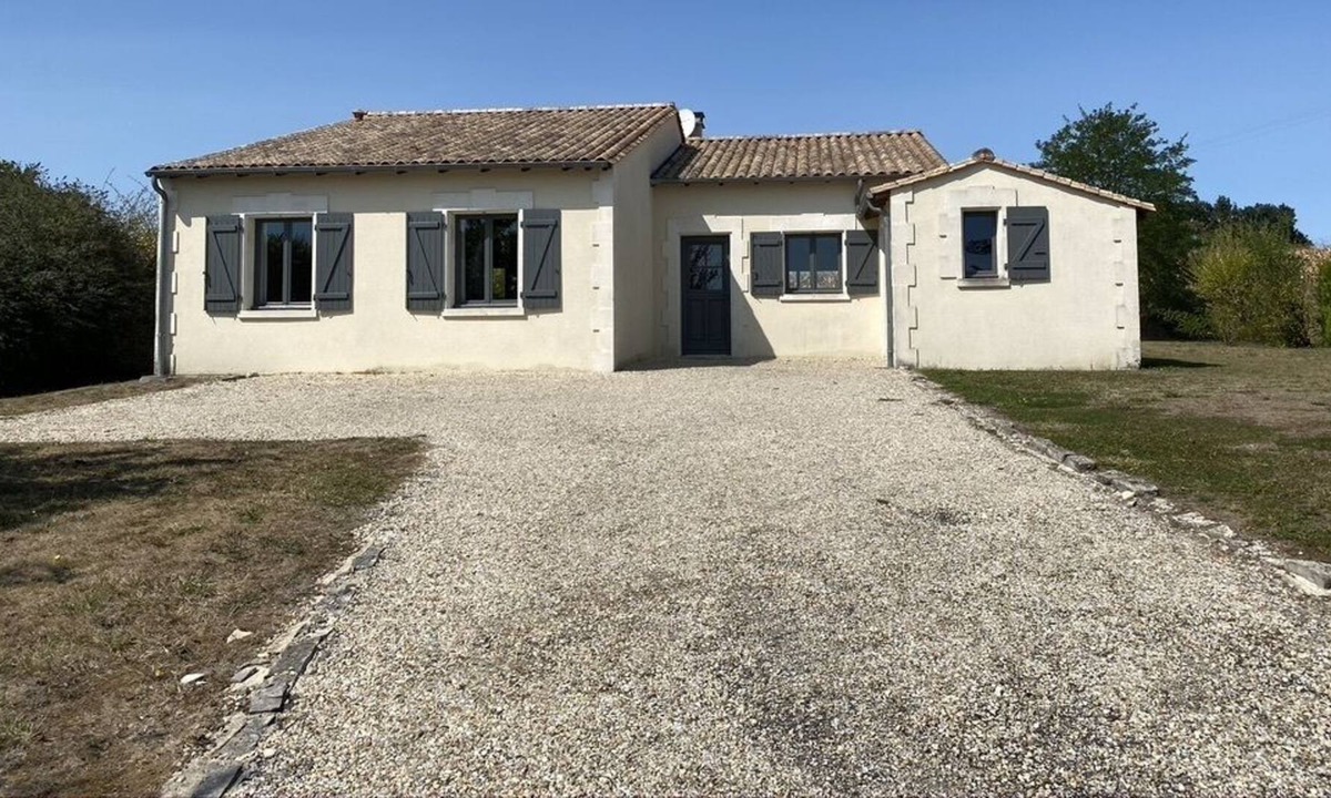 Chalais House | L'Aulne - Charming villa with private pool
