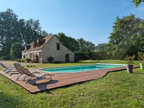 La Suze-sur-Sarthe Bed & Breakfast | L'Aupinouse Chambre double (ou triple) Bouton d'Or avec salle d'eau privative