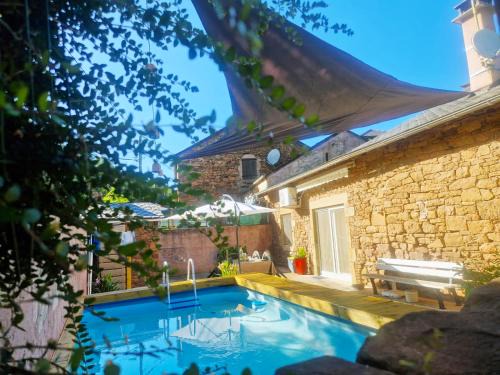 Laval-Roqueceziere House | L'Auselon de montanha
