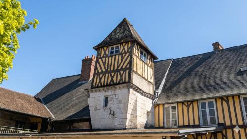 Beaumont-le-Roger Bed & Breakfast | L'Authentique