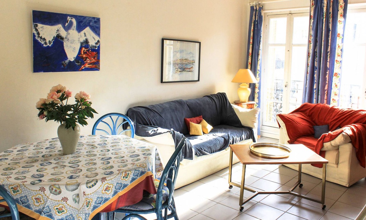 Lepante Quarter Apartment | L'authentique