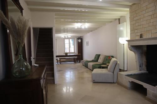 Colombey-les-deux-Eglises House | L'Aventurine