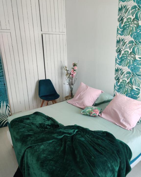 Bonnieres-sur-Seine Apartment | L'Aventurine