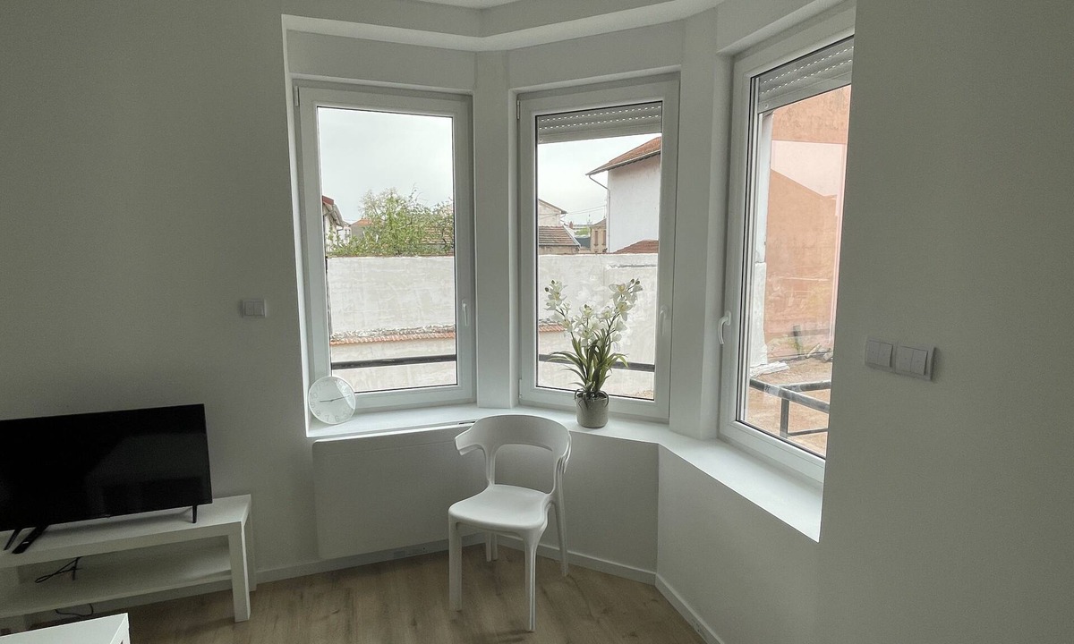 Roanne Apartment | L'Avenue 005, fully-equipped accommodation