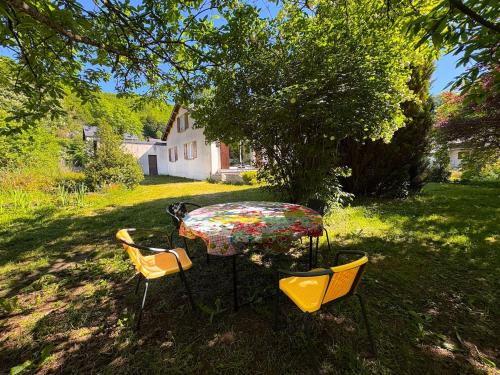 Fraisse-sur-Agout Villa | L'Eau Vive Villa 6 pers parc 3000m2 à 50 m de la rivière