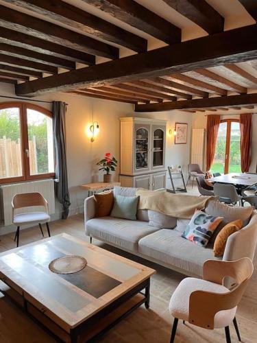 Langrune-sur-Mer House | L'eclipse sur Nacre