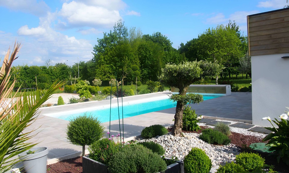 Teille Villa | L'Ecolière - Piscine Chauffée - 14p - Rêve au Mans