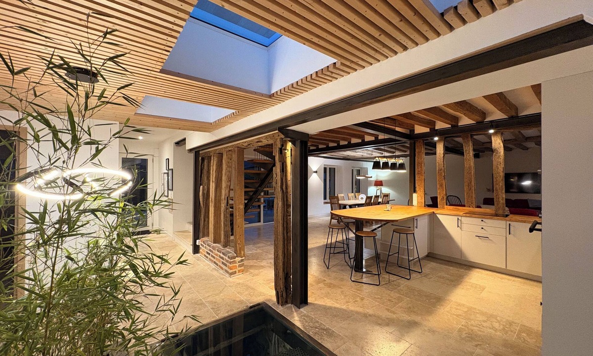 Abondant Bed & Breakfast | L'ECRIN DES MARRONNIERS