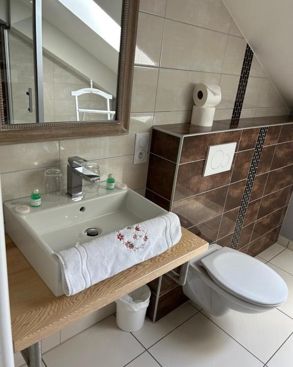 Saint-Point-Lac House | L'ECRIN DU LAC chambres d'hôtes