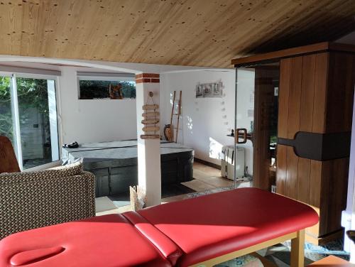 Challans Bed & Breakfast | L'eden naturiste spas