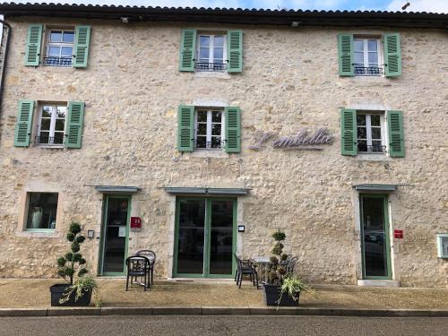 Treffort-Cuisiat Hotel | L'embellie