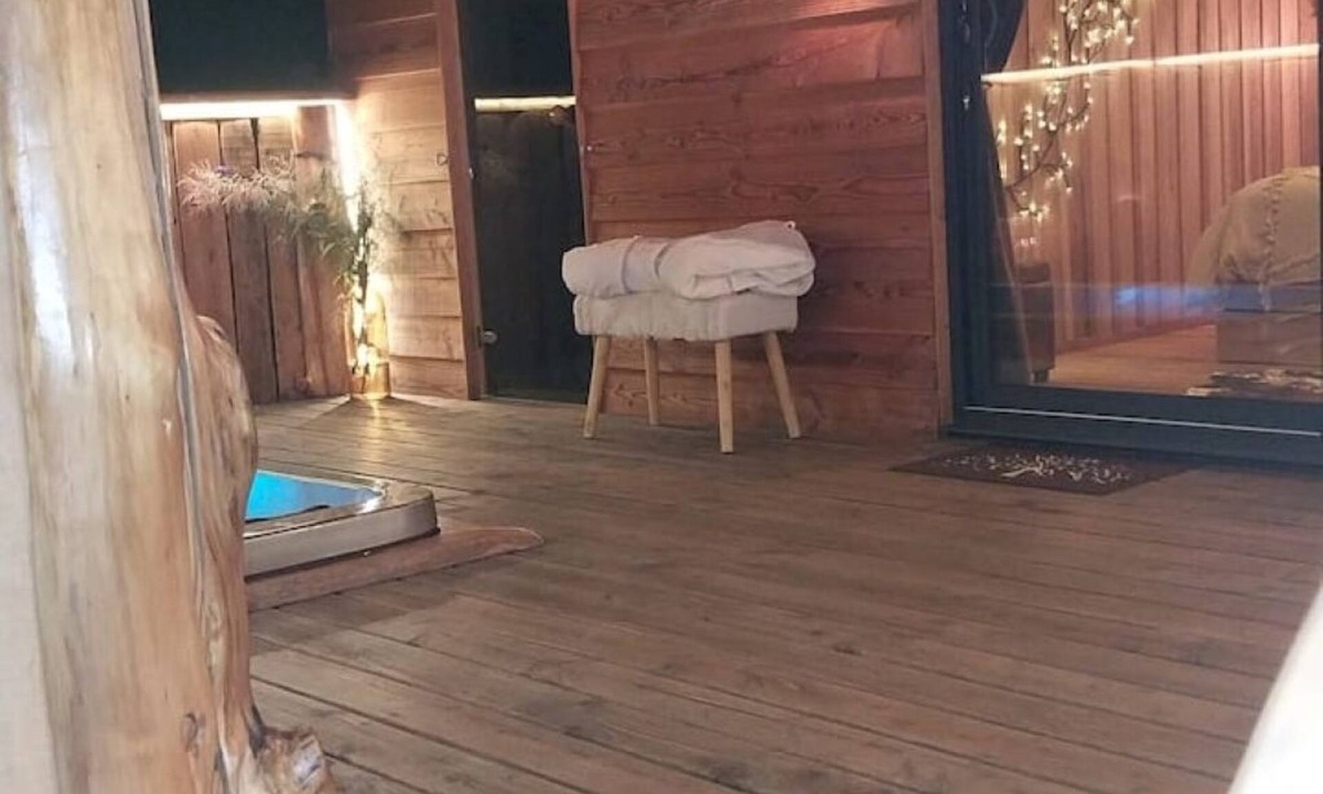 Saint-Maigrin Cabin | L'Entre2rêves