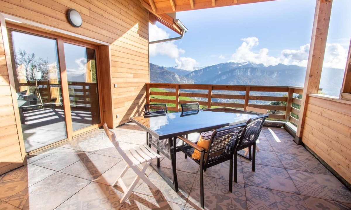 Saint-Pierre-de-Genebroz House | L'escapade DE Chartreuse