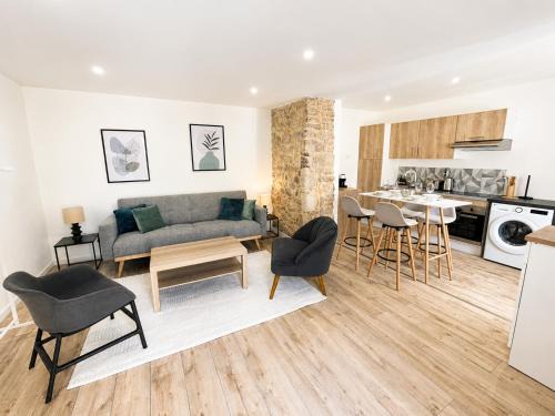 Manosque Apartment | L'Escale - Appartement T2 cosy climatisé avec grande terrasse centre ville Manosque