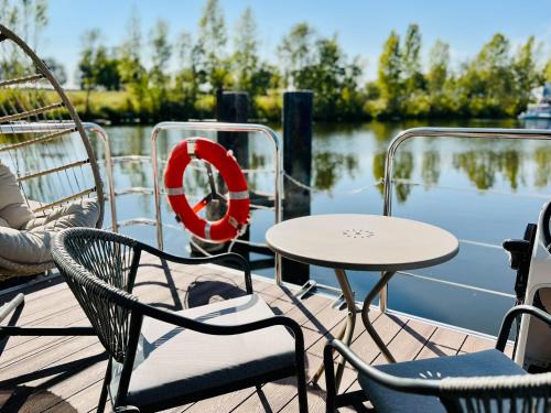 Torcy Hotel | L'Escale Royale Torcy - Marne la Vallée