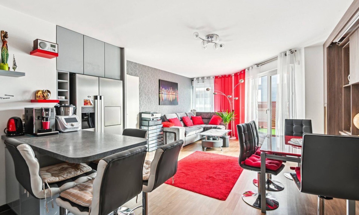 Saint-Ouen Apartment | L'Escapade Chic et Design