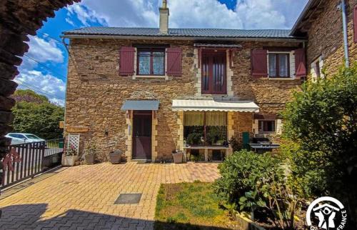 Pont-de-Salars Bed & Breakfast | L'Escapade de JOS , chambres et table d'hôte