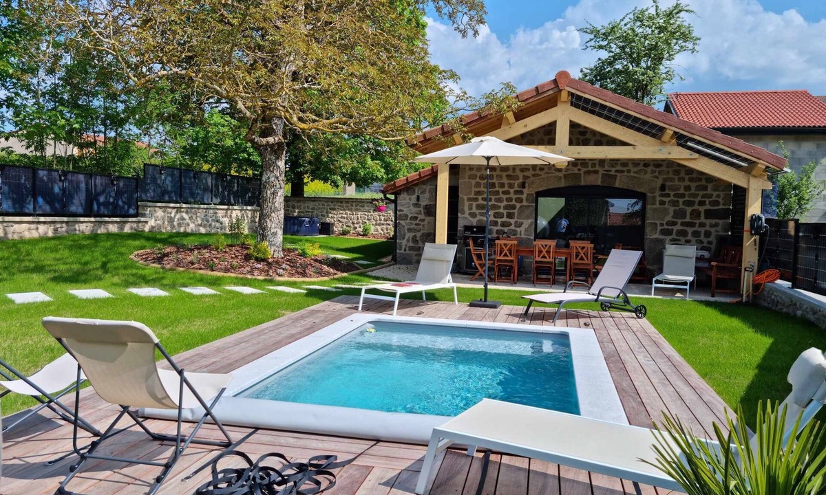 Saint-Romain-Lachalm Cottage | L'escapade au fil du Soleil