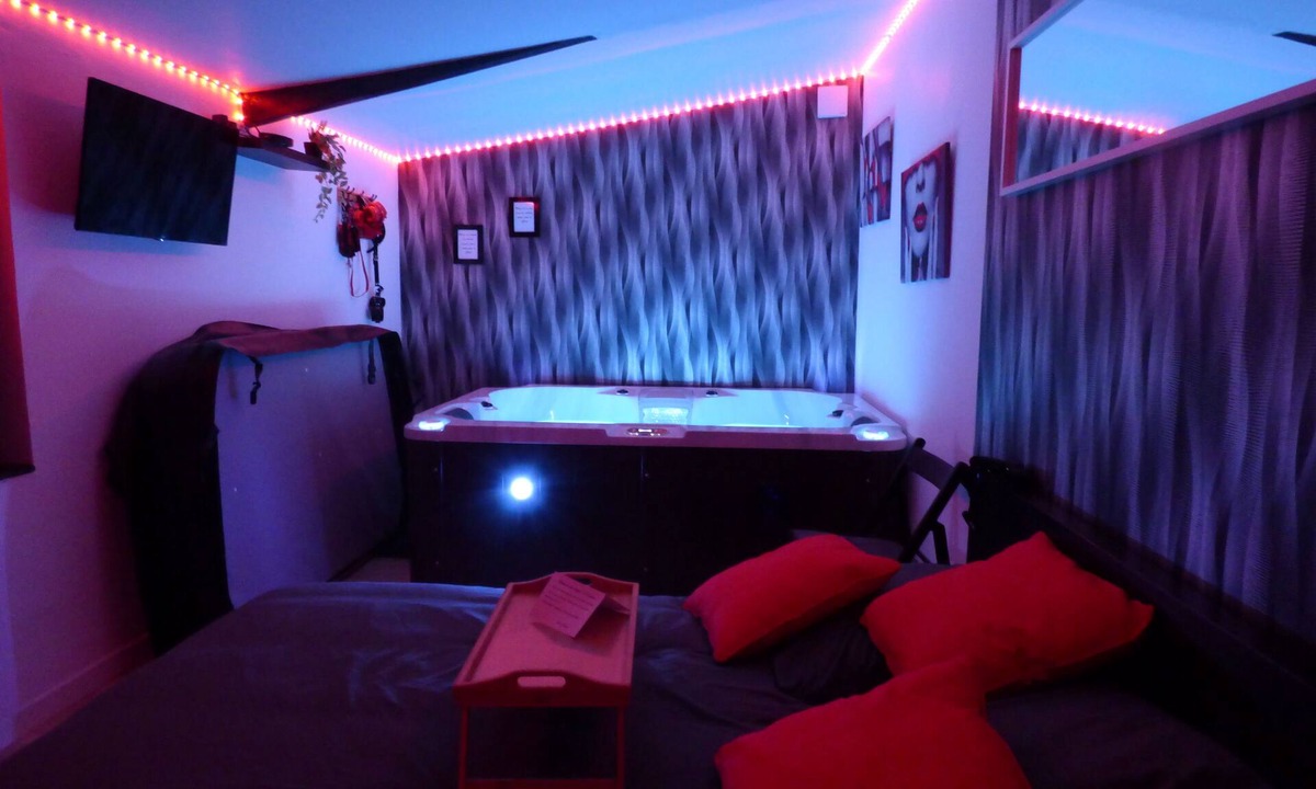 Carvin Apartment | L'escapade Secrete Spa Privatif Pour Couple