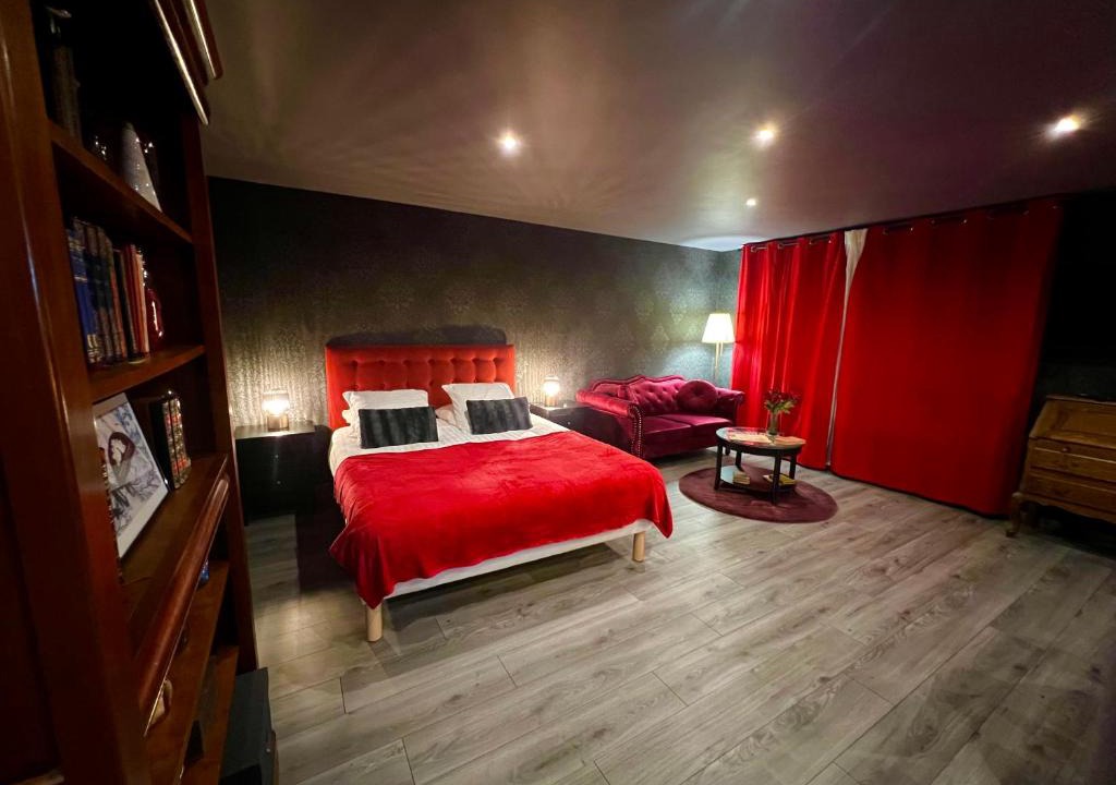 Calais City Center Apartment | L'Escape