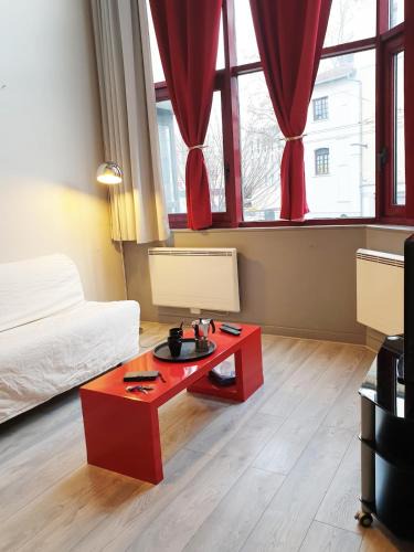 Republique - Tolstoi Apartment | L Esprit Loft, Duplex pour 4 proche Lyon et PartDieu