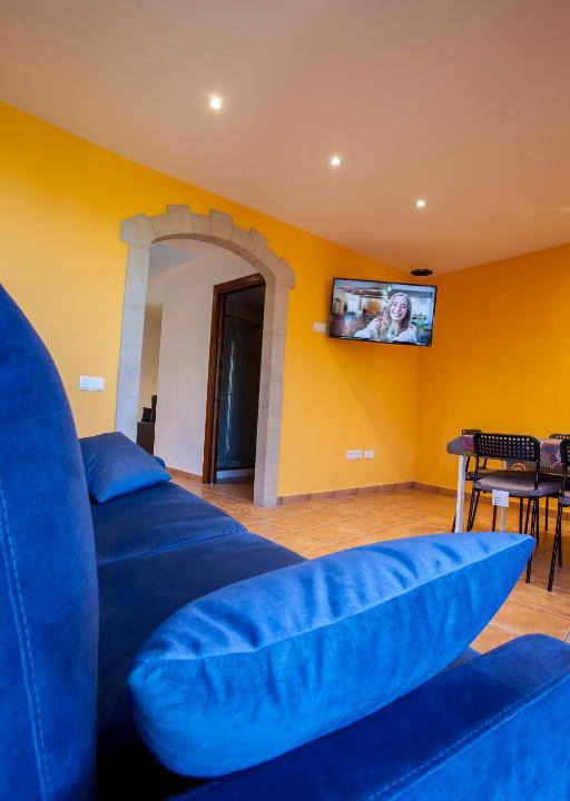 Santa Maria de Corco Apartment | L'Esquirol de L'Esquirol