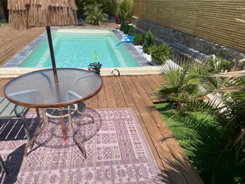 Malemort-du-Comtat House | l'Esquirou