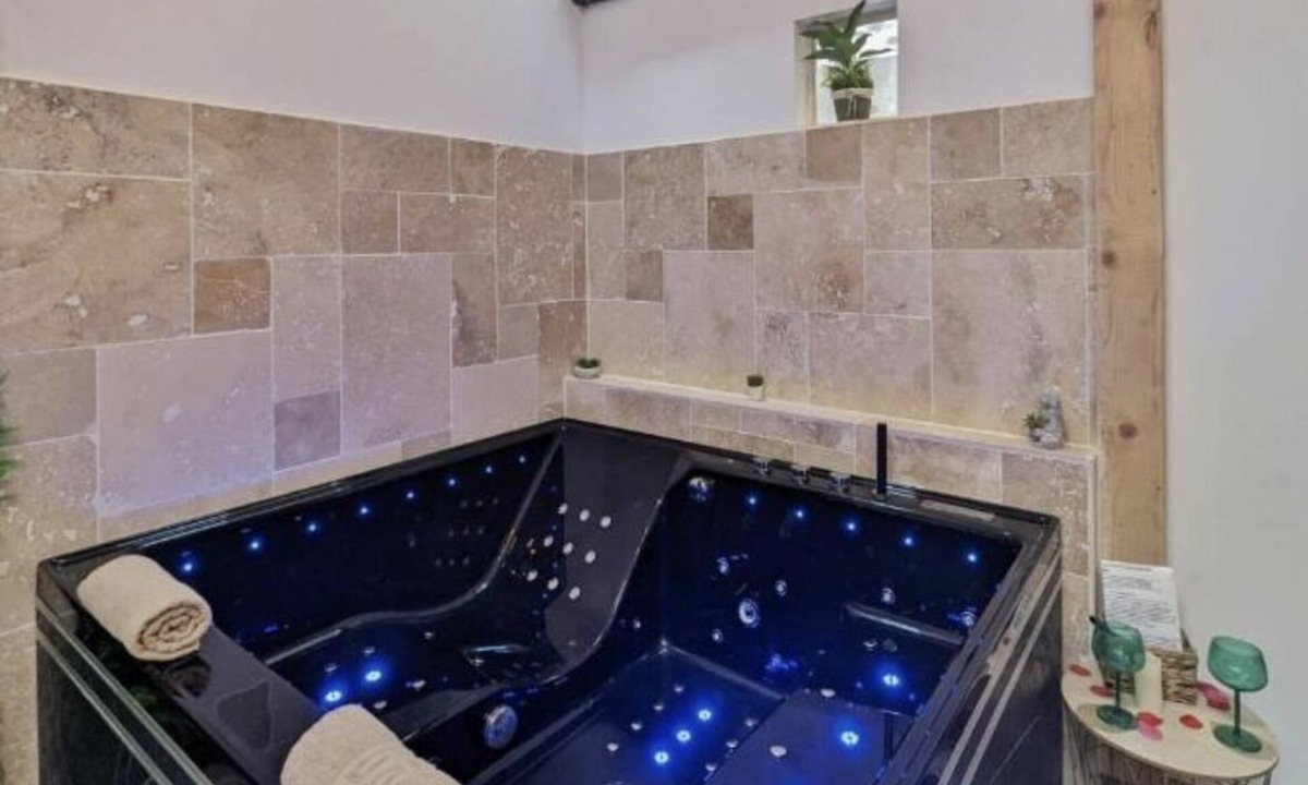 Rivesaltes Apartment | L'evasion Secrète