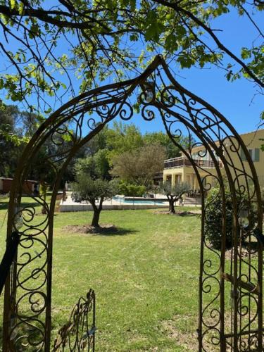 Entrecasteaux Bed & Breakfast | L'Eveil en Provence