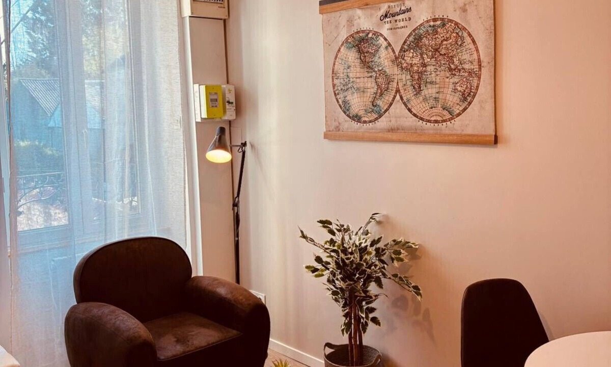 Vierzon Apartment | L'explorateur - T2 Vierzon quartier hopital