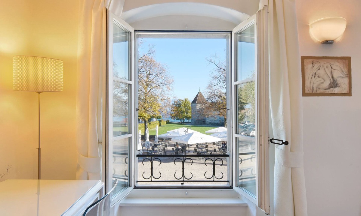 Rolle Hotel | L'HÔTEL by Hostellerie du Château