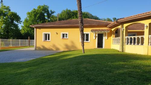 Manciet Apartment | L'Hacienda