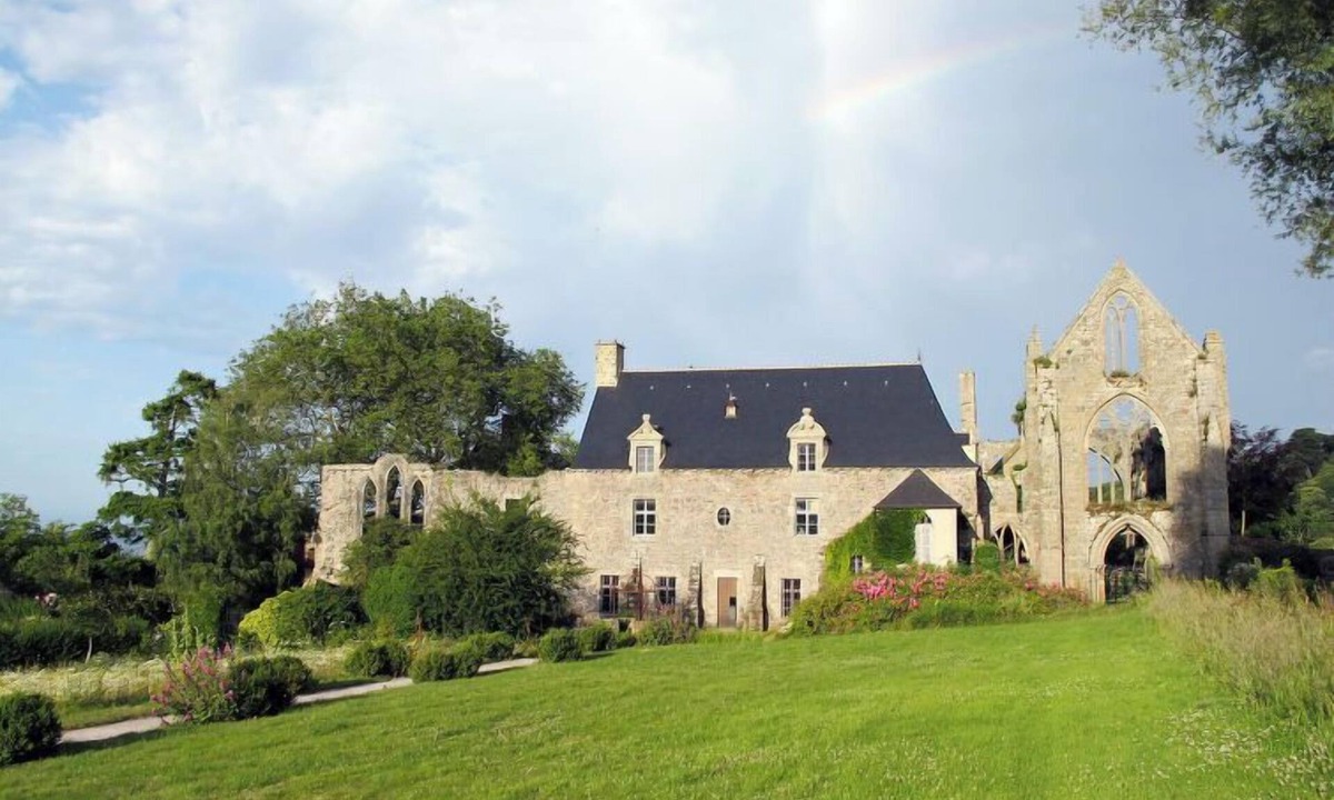 Ploubazlanec House | l'Hermine by Interhome